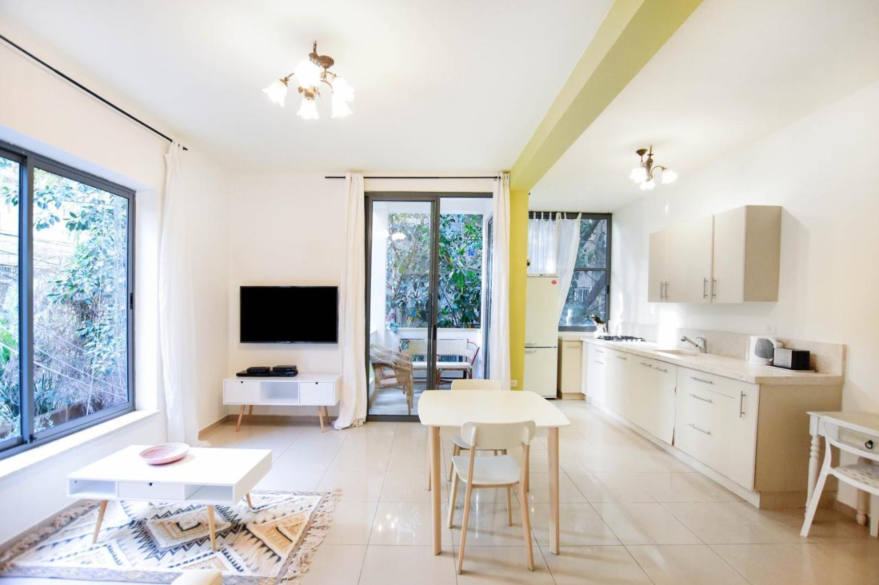 Light As A Feather By Holyguest Tel Aviv Exterior photo